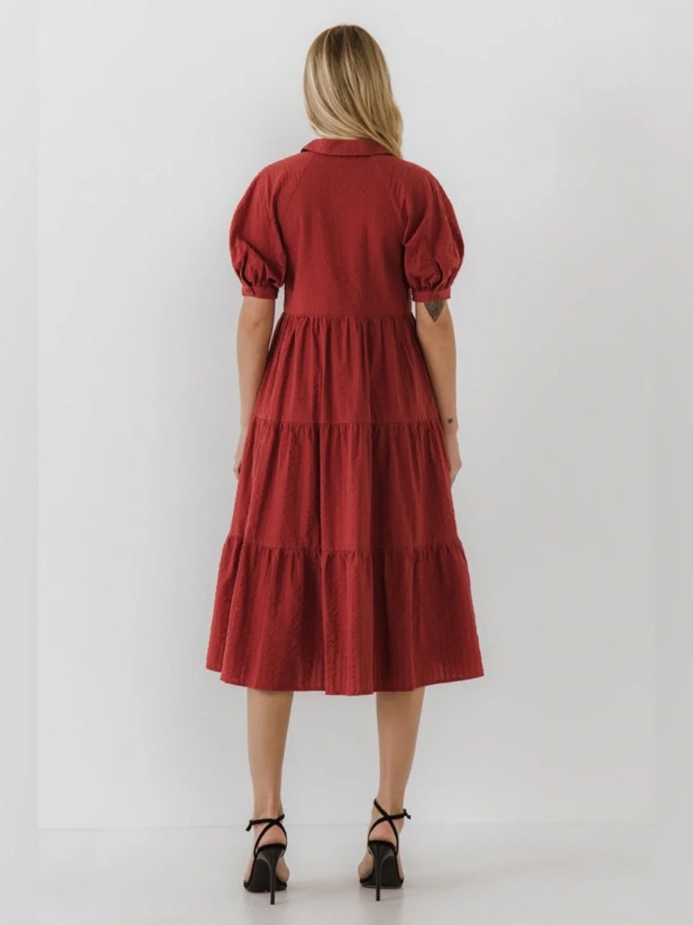FREE THE ROSES Stripe Texture Tiered Collared Midi Dress in Red - S - Picture 3 of 16